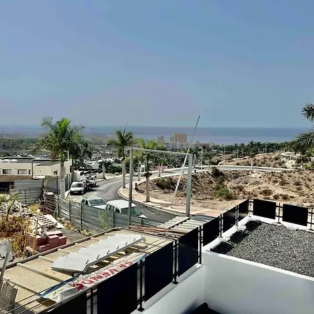 Villa Siam, Great Views, Pool, Air Conditioner *